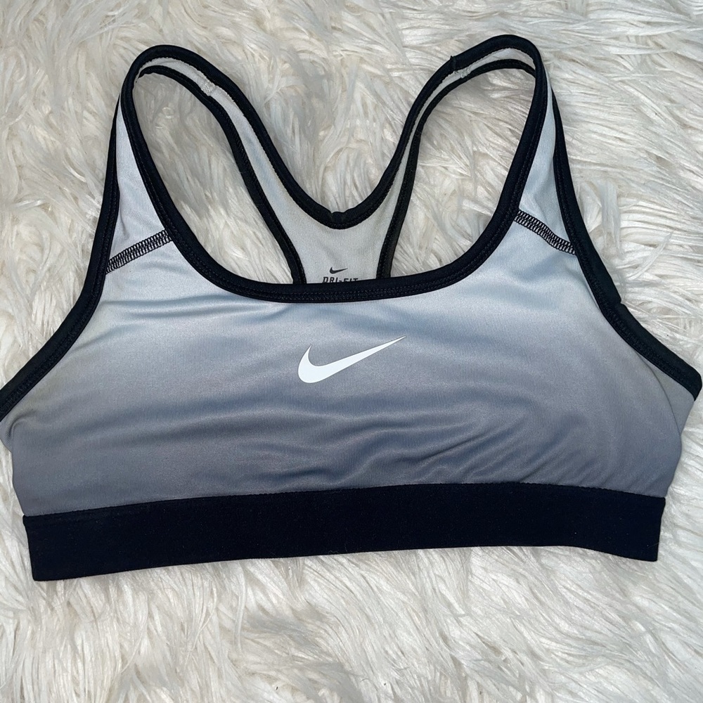 nike sports bra